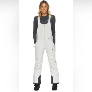 ARCTIX Women’s 1X Whisper Gray Ski Bib.